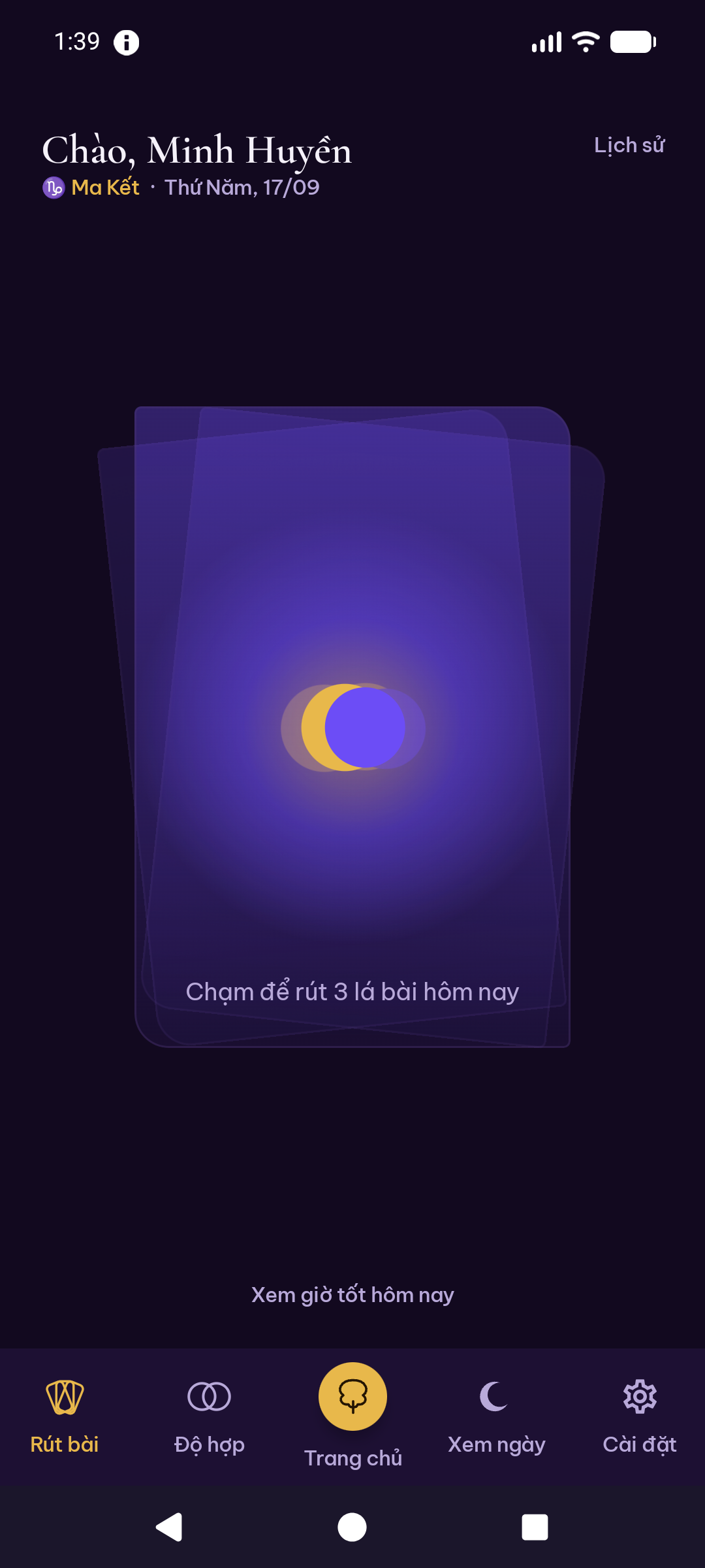 Màn hình Rút bài ngày: chạm để rút ba lá bài Tarot